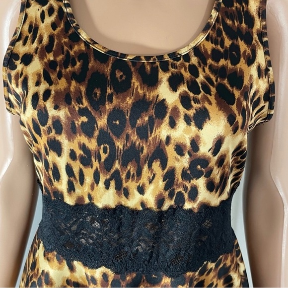 Beautiful Cheetah Print Sleeveless Dress With Black Lace - Size: L - Picture 4 of 6
